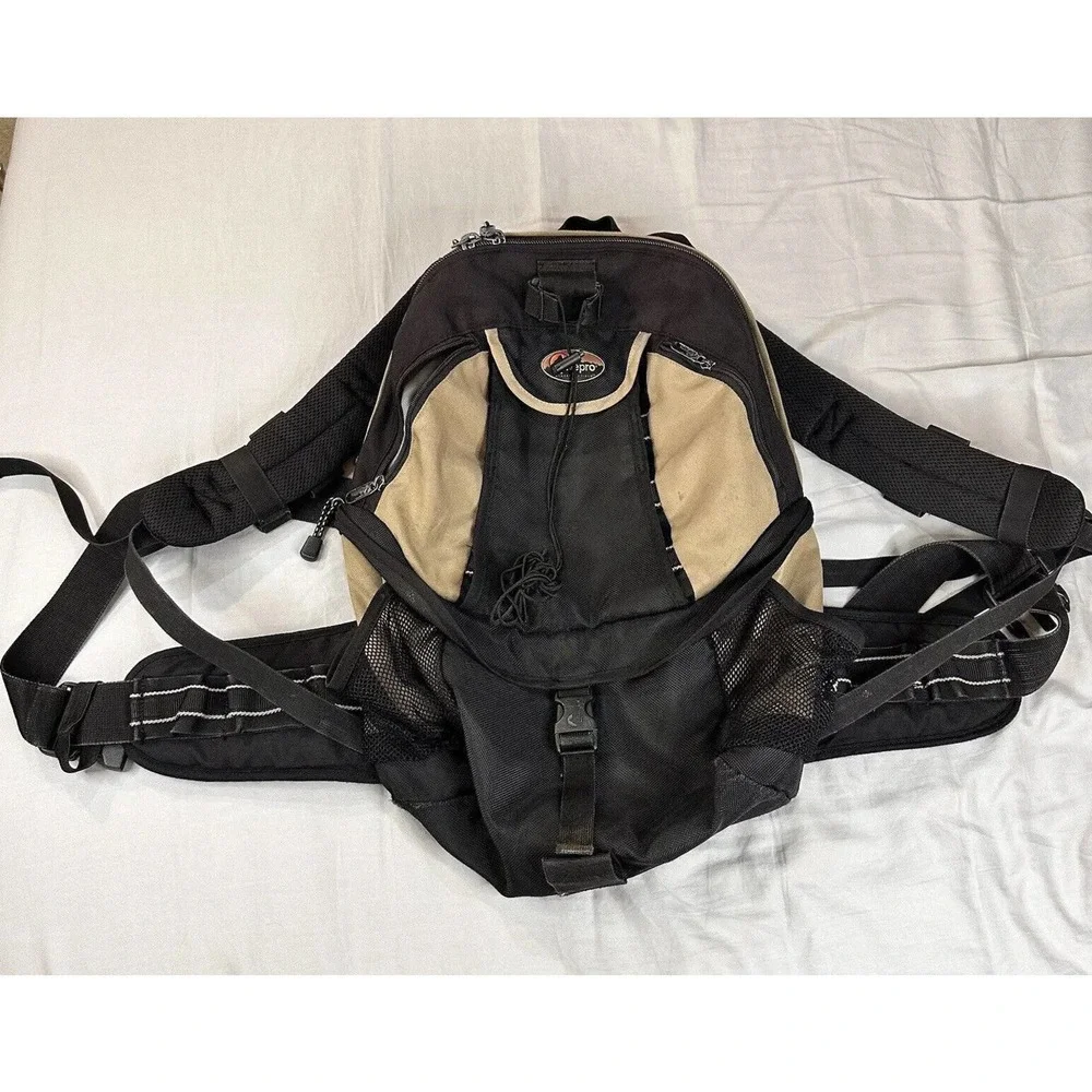 Lowepro Camera Bag Street & Field S&F Rover Light Backpack with Waist Clip